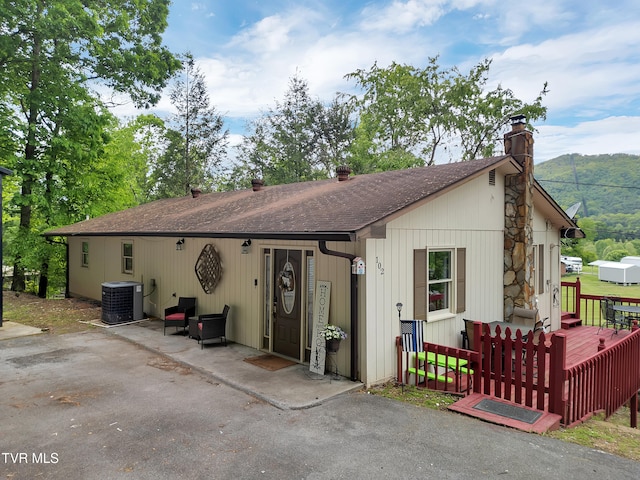 102 Brummett Rd, Unicoi, TN 37692 - photo 1