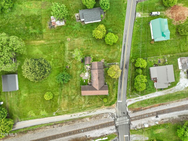 201 Dover Ave, Mount Carmel, TN 37645 - photo 20