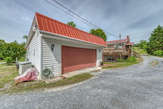 629 Buffalo Rd, Blountville, TN 37617 - view of garage
