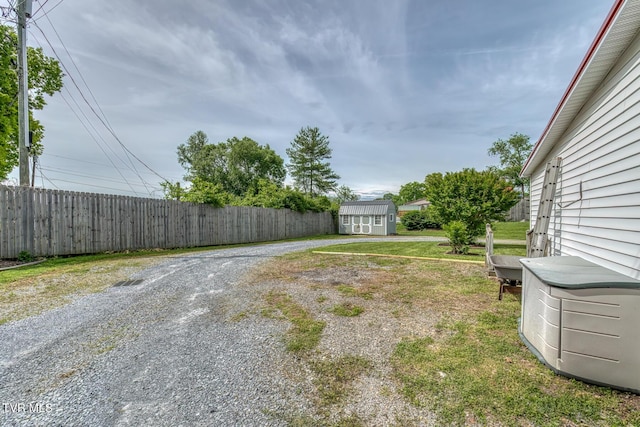 629 Buffalo Rd, Blountville, TN 37617 - view of yard with an outbuilding, a shed, and driveway