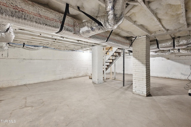2504 Fort Henry Dr, Kingsport, TN 37664 - unfinished below grade area with stairs