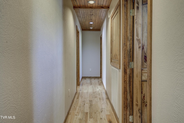 138 Ray Cemetery Rd, Roan Mountain, TN 37687 - hall featuring a textured wall, light wood-style flooring, and recessed lighting