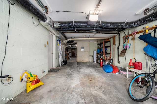 134 Parkland Dr, Bristol, VA 24201 - garage with concrete block wall