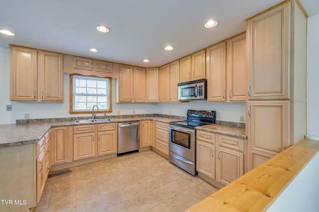 1408 Chamber St, Rogersville, TN 37857 - photo 10