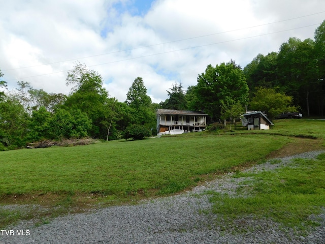 4314 Big Hill Rd, Pennington Gap, VA 24277 - view of front of house featuring a front yard
