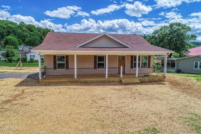 1130 E Mckinney Ave, Rogersville, TN 37857 - photo 1