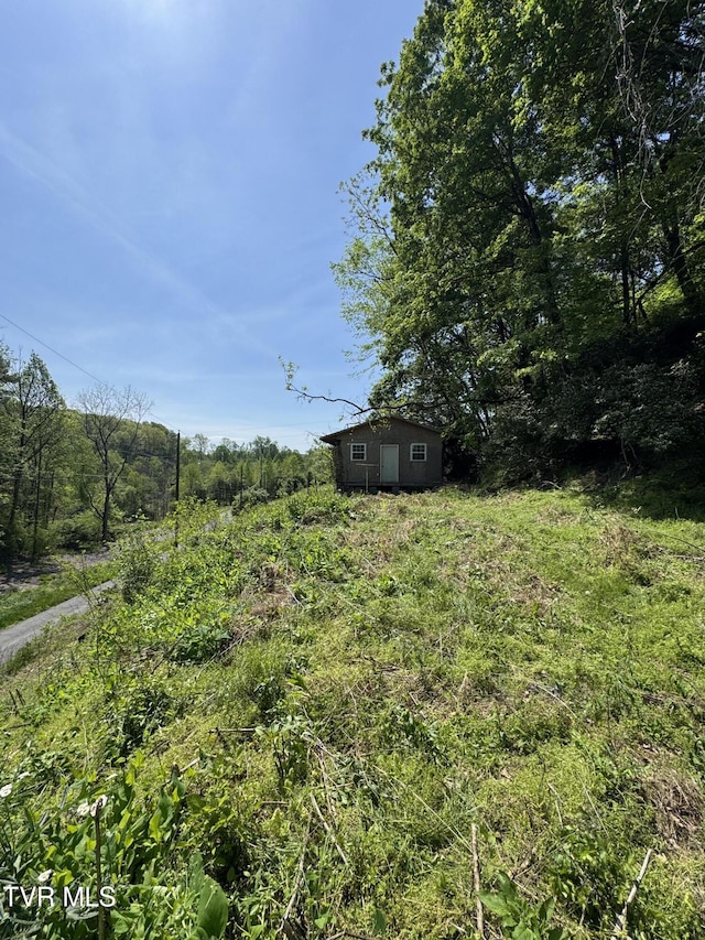 201 Andover Dr, Bristol, VA 24201 - view of yard featuring an outdoor structure