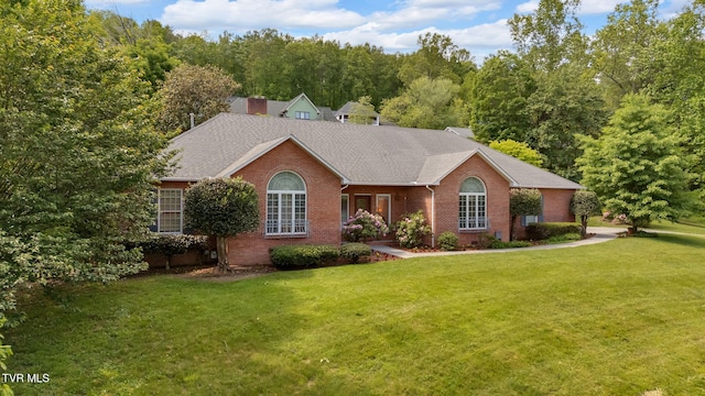 4 Roundtree Ct, Johnson City, TN 37604 - single story home featuring brick siding, a front yard, and a shingled roof