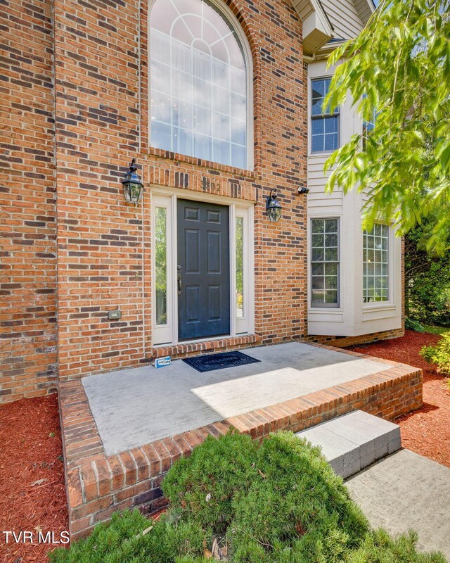 3502 Bondwood Cir, Johnson City, TN 37604 - entrance to property with brick siding