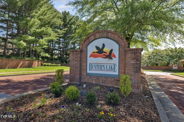 5 Fox Run Ln, Johnson City, TN 37604 - view of community sign