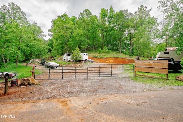 394 Bishop Hollow Rd, Elizabethton, TN 37643 - photo 32