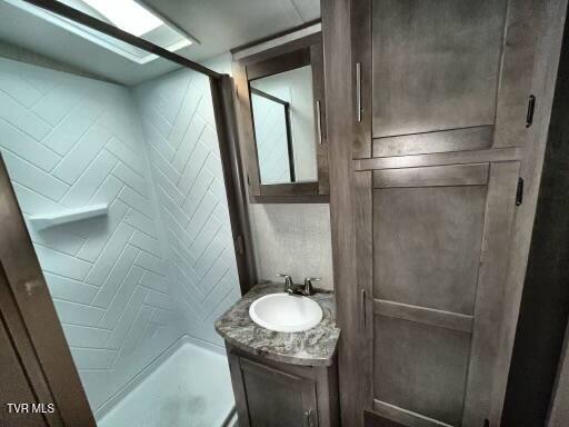 394 Bishop Hollow Rd, Elizabethton, TN 37643 - photo 67