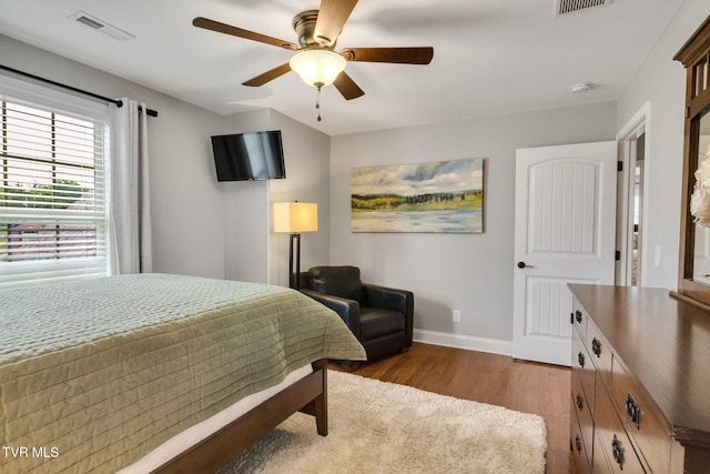 134 Chancery Ct, Piney Flats, TN 37686 - bedroom featuring wood finished floors, baseboards, and ceiling fan