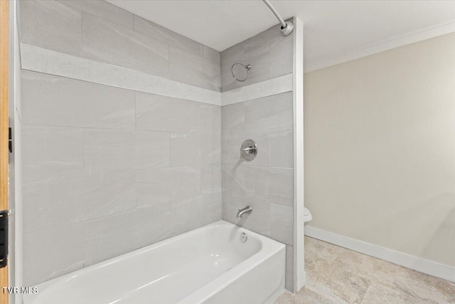 2318 Westwood St, Johnson City, TN 37604 - full bathroom featuring baseboards, toilet, and shower / bath combination