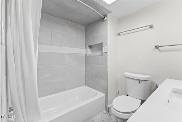 2318 Westwood St, Johnson City, TN 37604 - bathroom featuring toilet, shower / bath combo, and a sink