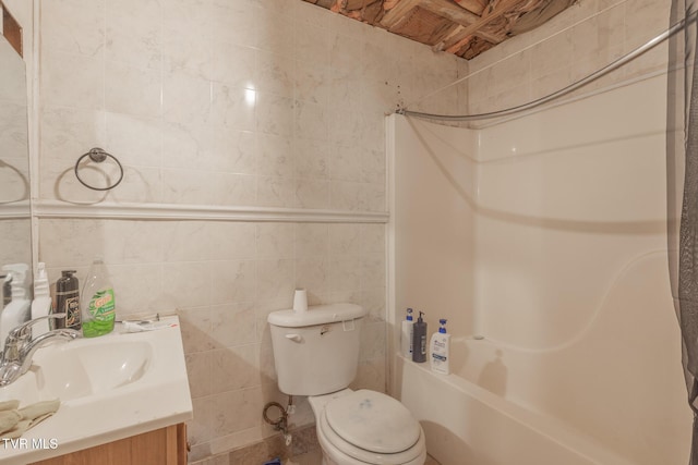 240 Old Railroad Grade Rd, Roan Mountain, TN 37687 - full bath with toilet, vanity, and shower / bath combination
