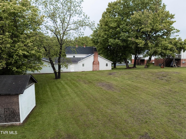 380 Oak Grove Rd, Johnson City, TN 37615 - view of green lawn