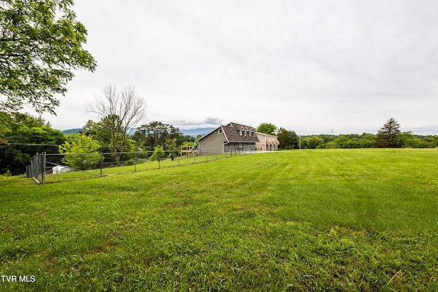 2482-2480 Elk Way, Newport, TN 37821 - view of yard with a barn