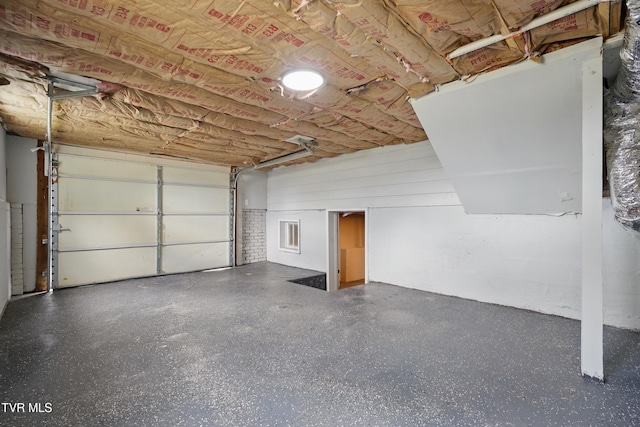 1225 Bristol View Dr, Bristol, VA 24201 - view of garage