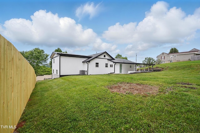 1225 Bristol View Dr, Bristol, VA 24201 - back of property with central AC unit