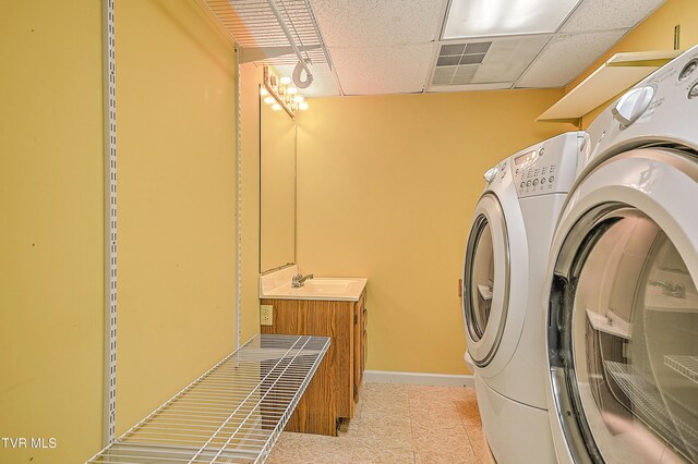 145 Linda Hts, Fall Branch, TN 37656 - clothes washing area with separate washer and dryer and baseboards