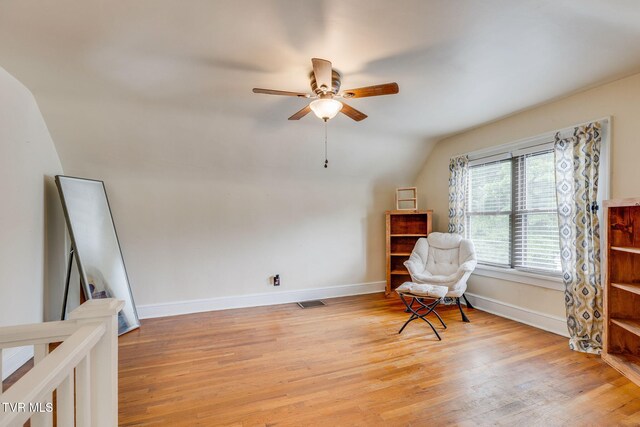 1462 Valley St, Kingsport, TN 37660 - living area with lofted ceiling, a ceiling fan, light wood-style floors, and baseboards