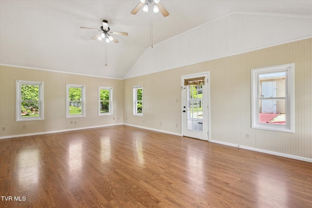 1700 Ridgeway Dr, Kingsport, TN 37664 - unfurnished room featuring lofted ceiling, ceiling fan, wood finished floors, and baseboards