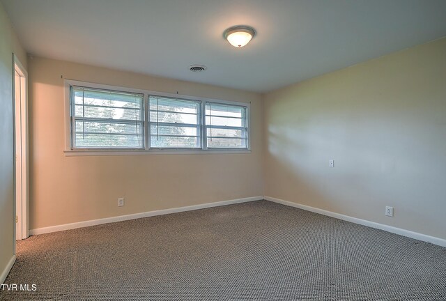 441 High Ridge Rd, Kingsport, TN 37660 - spare room featuring carpet and baseboards