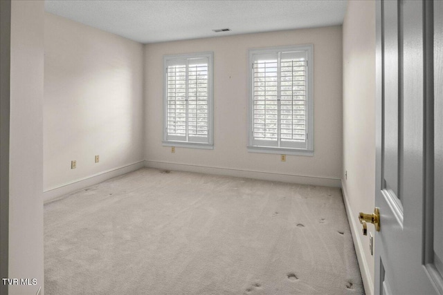 121 Queensgate, Bristol, TN 37620 - unfurnished room featuring carpet and a textured ceiling