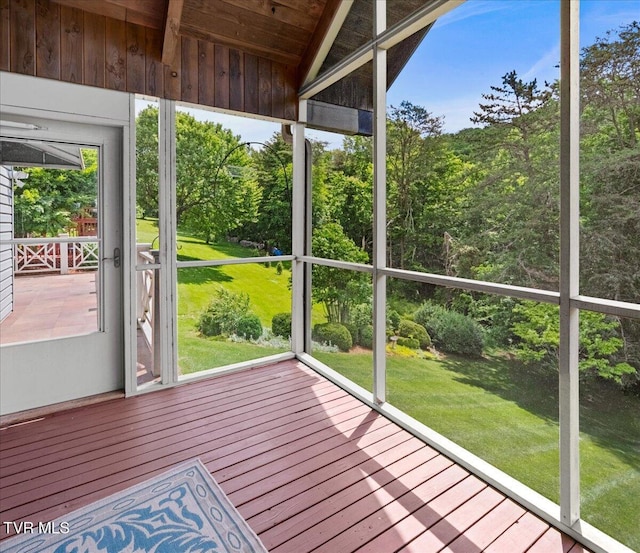 121 Queensgate, Bristol, TN 37620 - unfurnished sunroom featuring vaulted ceiling