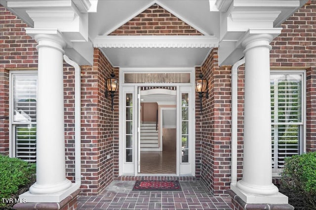 121 Queensgate, Bristol, TN 37620 - doorway to property with brick siding