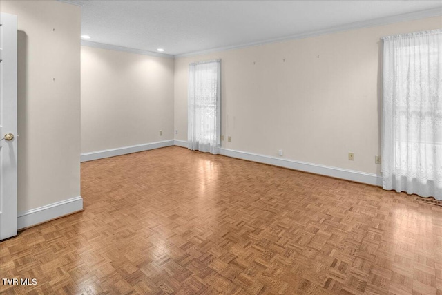 121 Queensgate, Bristol, TN 37620 - unfurnished room featuring crown molding and recessed lighting