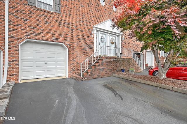 204 E Mountain View Rd # 20, Johnson City, TN 37601 - entrance to property featuring brick siding and an attached garage