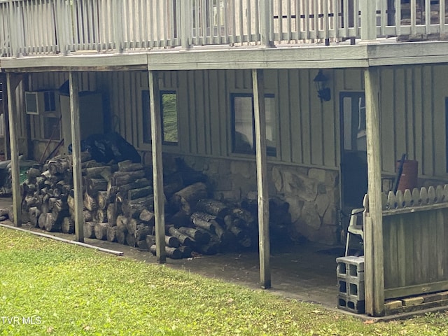 203 Oak Ln, Johnson City, TN 37604 - exterior view of stone siding and board and batten siding
