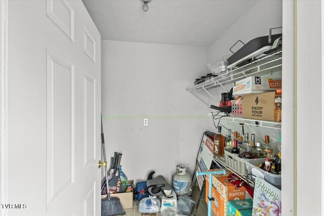 8 Lambeth Ct, Johnson City, TN 37601 - photo 33