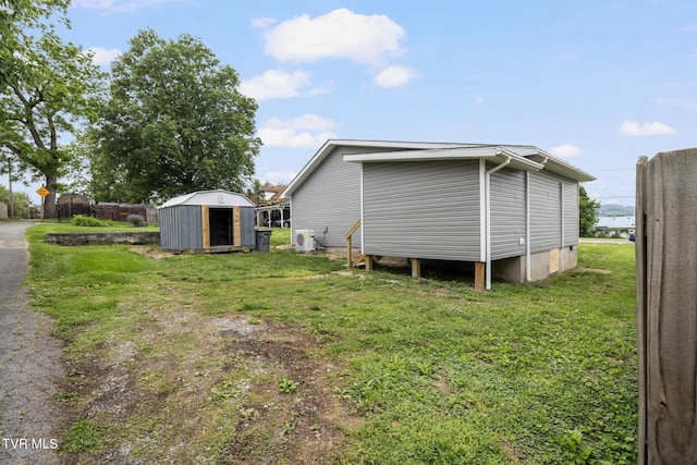 1410 Anderson St, Bristol, TN 37620 - view of side of property featuring ac unit