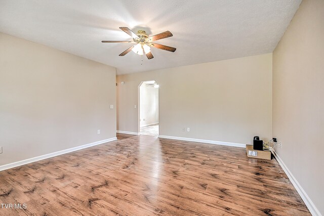 5524A Carters Valley Rd, Mount Carmel, TN 37645 - photo 4