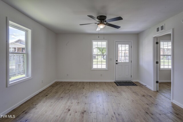 2116 Steadman St, Kingsport, TN 37664 - entrance foyer with plenty of natural light, wood finished floors, baseboards, and a ceiling fan