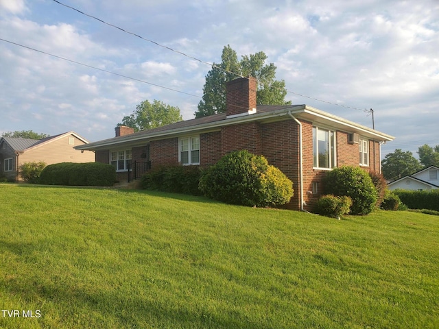 405 7th St, Newport, TN 37821 - photo 2