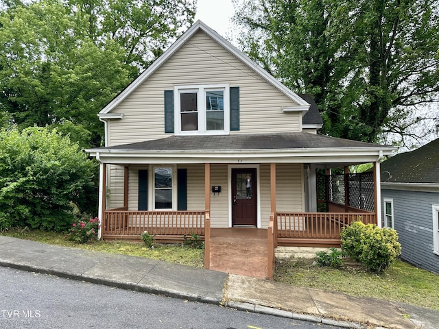 919 Russell St, Bristol, VA 24201 - view of front of home featuring a porch
