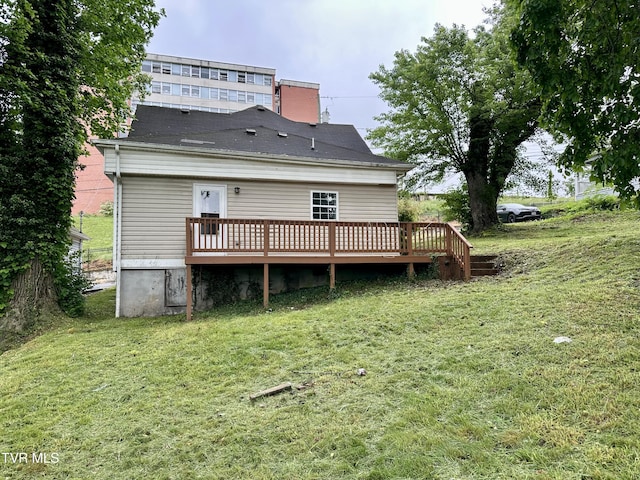 919 Russell St, Bristol, VA 24201 - rear view of property with a deck and a yard