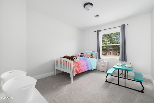405 Castaway Dr, Kingsport, TN 37663 - carpeted bedroom with baseboards