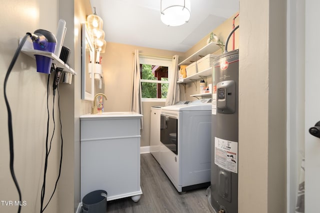 405 Castaway Dr, Kingsport, TN 37663 - laundry area with separate washer and dryer, light wood finished floors, and water heater