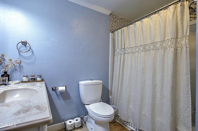full bath featuring toilet, crown molding, baseboards, vanity, and a shower with shower curtain