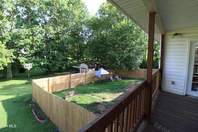 16319 Mary St, Abingdon, VA 24210 - view of yard featuring a wooden deck