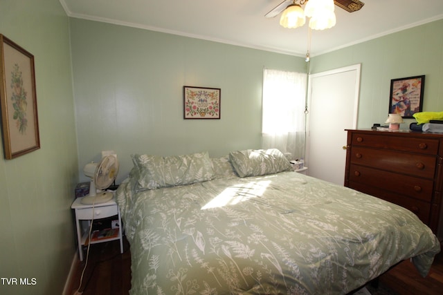 16319 Mary St, Abingdon, VA 24210 - bedroom featuring wood finished floors, ornamental molding, and a ceiling fan