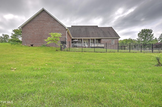 2041 King College Rd, Bristol, TN 37620 - back of house with brick siding