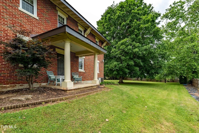 2107 Bartlett St, Johnson City, TN 37601 - view of yard featuring covered porch