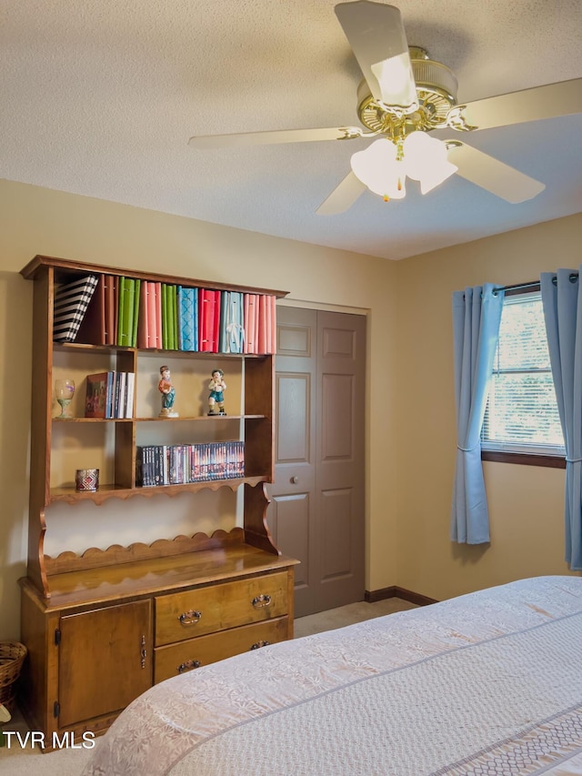 519 Foxgate Dr, Erwin, TN 37650 - carpeted bedroom featuring a ceiling fan