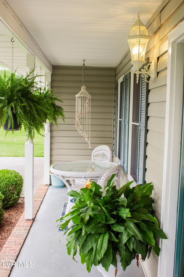 519 Foxgate Dr, Erwin, TN 37650 - view of patio featuring a porch